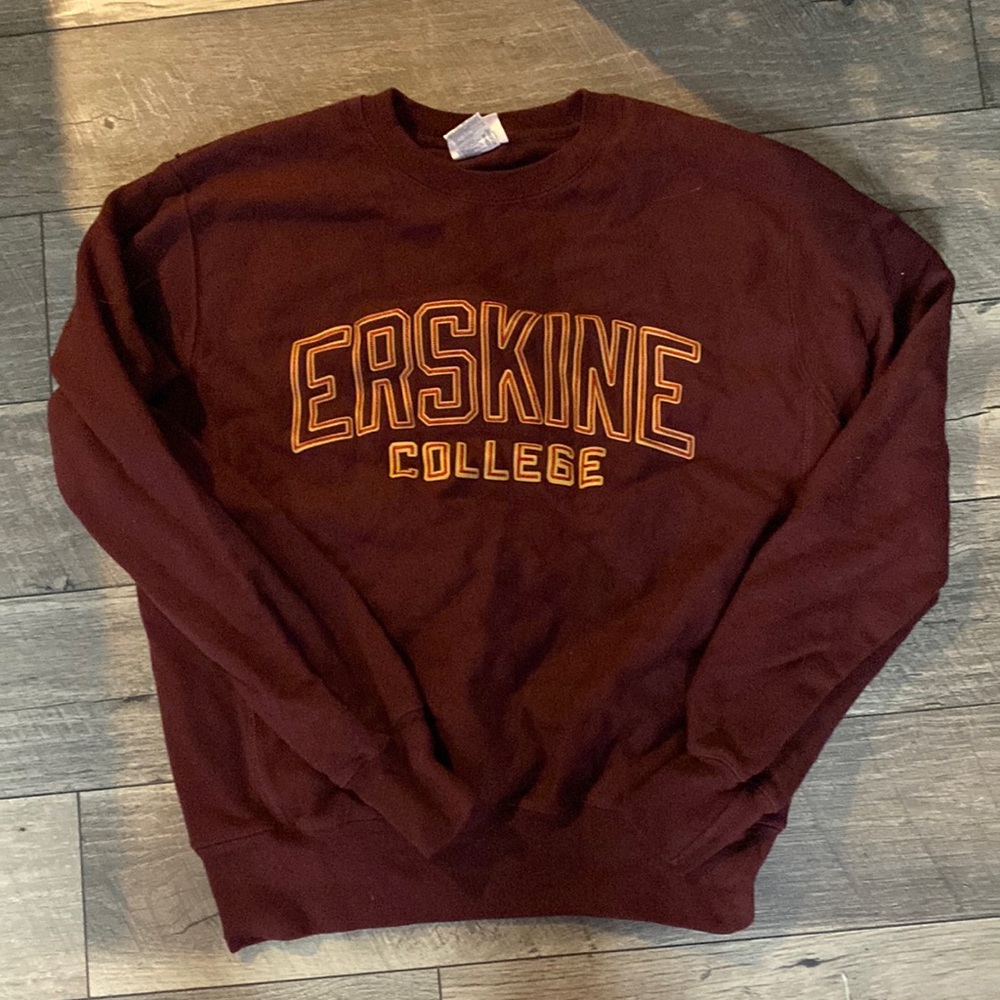 womens crew neck